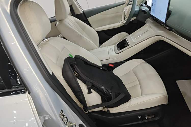 Used AION S MAX 2024 80 Xinghan Edition Ternary Lithium Right Front Seat