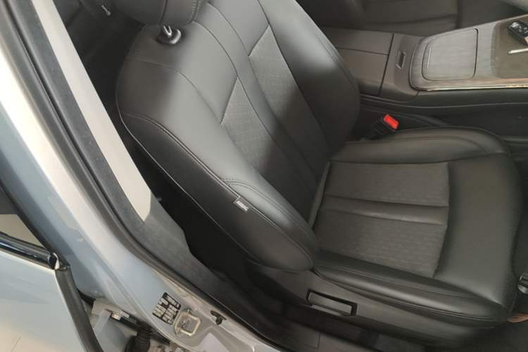 Used AION S MAX 2024 70 Star Edition Right Front Seat