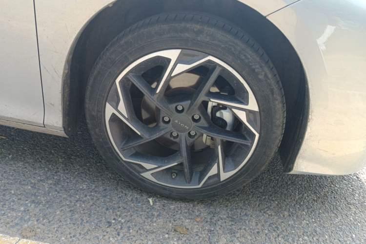 Used AION S MAX 2024 70 Star Edition Right Front Wheel Hub