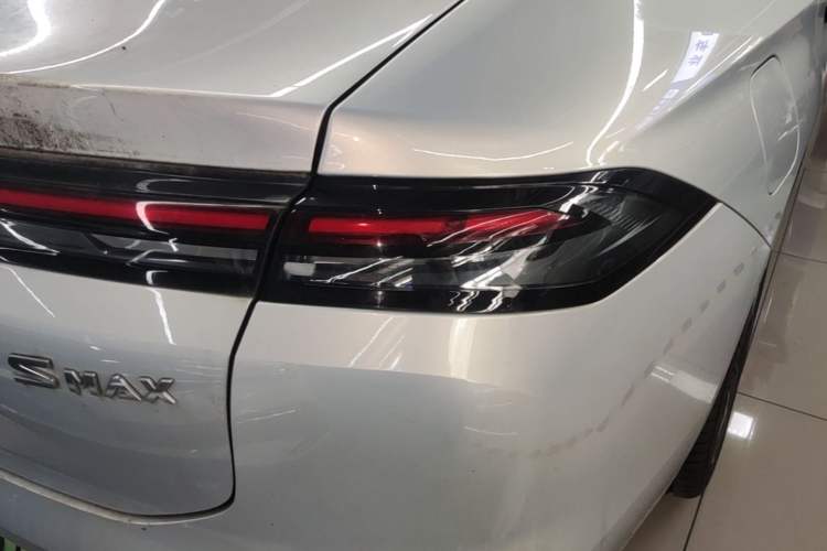 Used AION S MAX 2024 80 Star Edition Ternary Lithium Right Rear Taillight