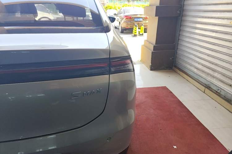 Used AION S MAX 2024 70 Star Edition 54.6 kWh Right Rear Taillight