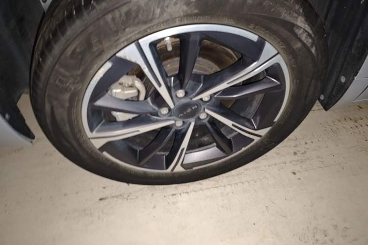 Used AION S MAX 2024 80 Star Edition Ternary Lithium Right Rear Wheel Hub