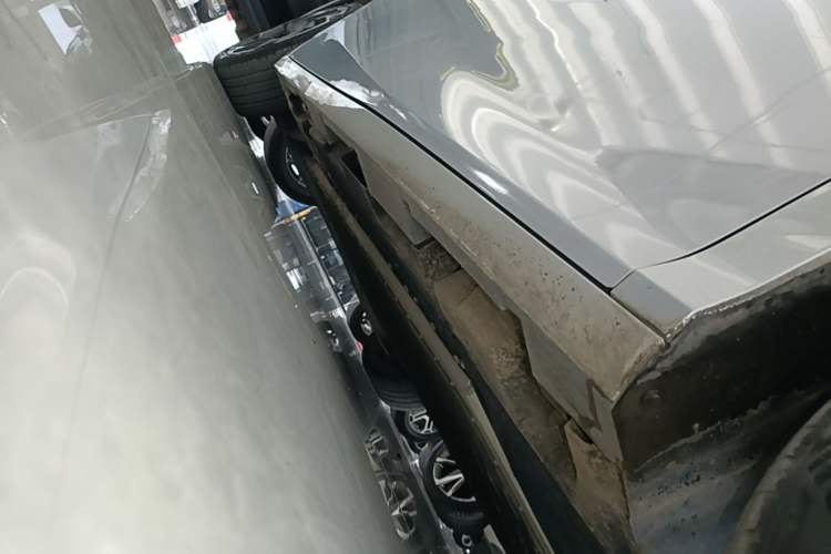 Used AION S MAX 2024 70 Star Edition Right Side Sill
