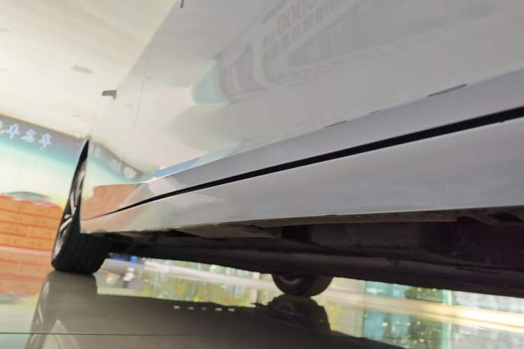 Used AION S MAX 2024 70 Star Edition Right Side Sill