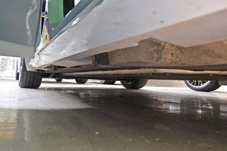 Used AION S MAX 2024 70 Star Edition 54.6 kWh Right Side Sill