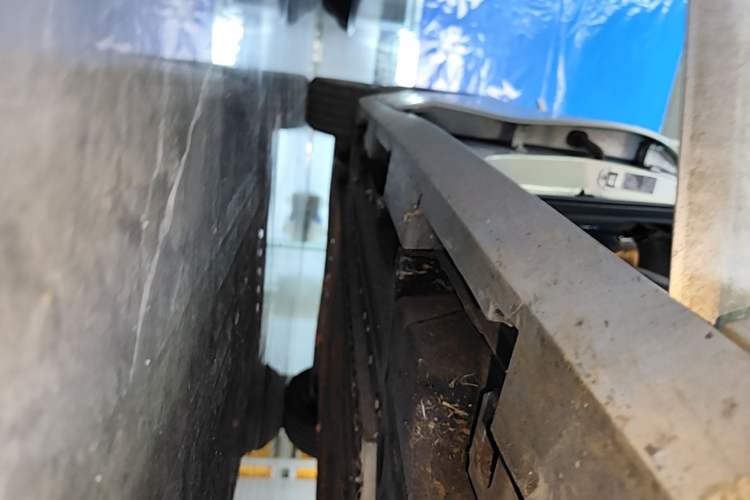 Used AION S MAX 2024 70 Star Edition 54.6 kWh Right Side Sill