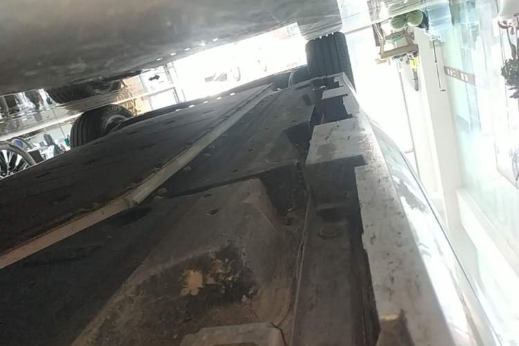 Used AION S MAX 2024 70 Star Edition 54.6 kWh Right Side Sill
