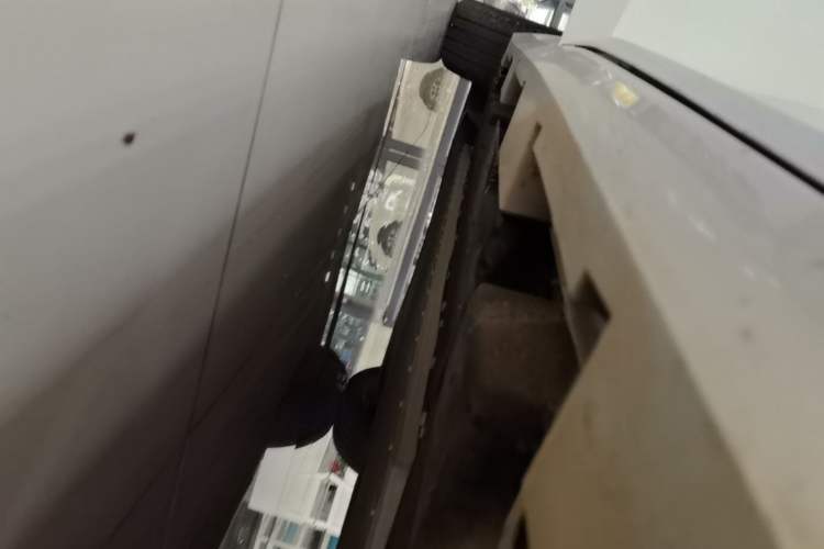 Used AION S MAX 2024 70 Star Edition Right Side Sill