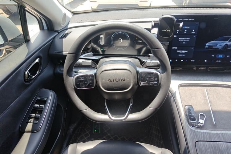 Used AION S MAX 2024 70 Star Edition 54.6 kWh Steering Wheel