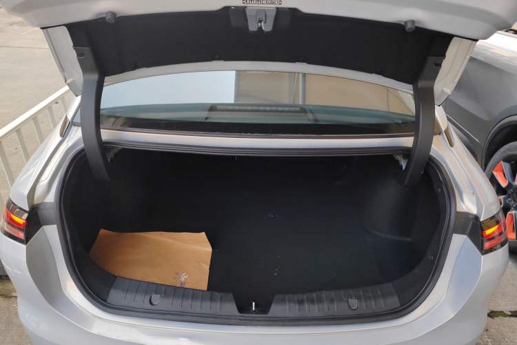 Used AION S MAX 2024 70 Star Edition Trunk