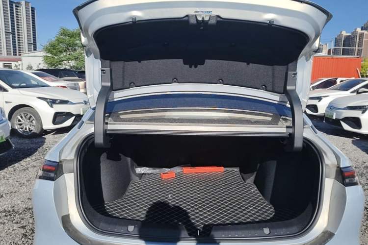 Used AION S MAX 2024 70 Star Edition Trunk