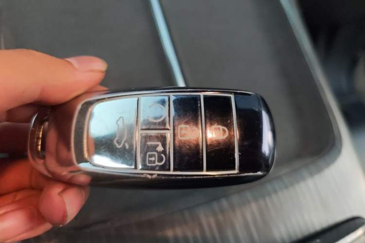 Used AION S MAX 2024 80 Star Edition Lithium Iron Phosphate Vehicle Key