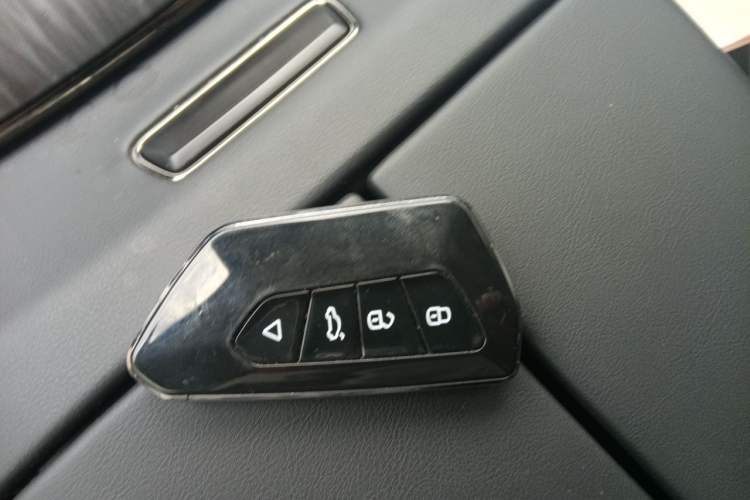 Used AION S MAX 2024 70 Star Edition 54.6 kWh Vehicle Key