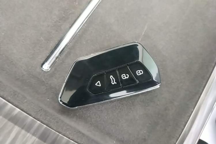 Used AION S MAX 2024 70 Star Edition 54.6 kWh Vehicle Key