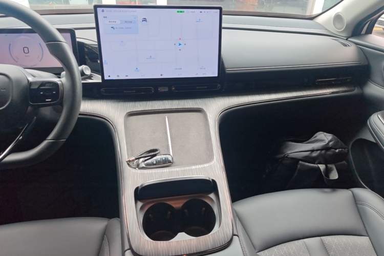 Used AION S MAX 2024 70 Star Edition 54.6 kWh Audio And AC Panel