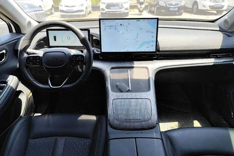 Used AION S MAX 2024 70 Star Edition 54.6 kWh Center Console