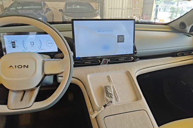 Used AION S MAX 2024 70 Star Edition Center Console