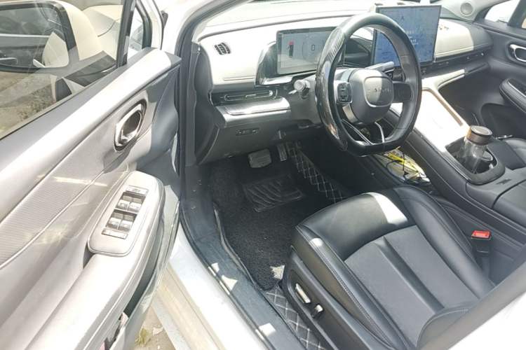 Used AION S MAX 2024 70 Star Edition 54.6 kWh Driver Seat