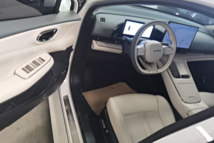 Used AION S MAX 2024 80 Star Edition Ternary Lithium Driver Seat