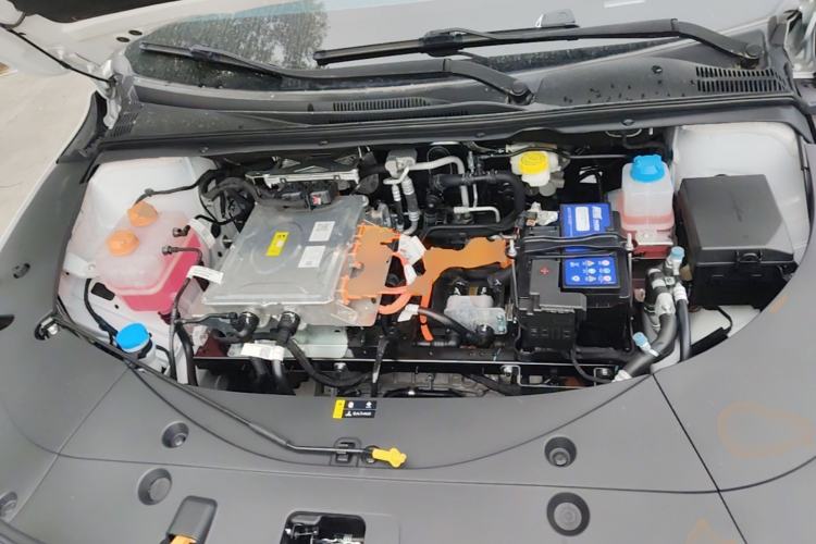 Used AION S MAX 2024 70 Executive Edition Engine Bay