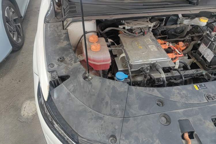 Used AION S MAX 2024 70 Star Edition Engine Bay Right