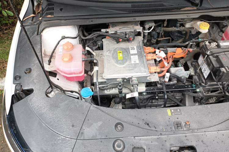 Used AION S MAX 2024 70 Star Edition Engine Bay Right