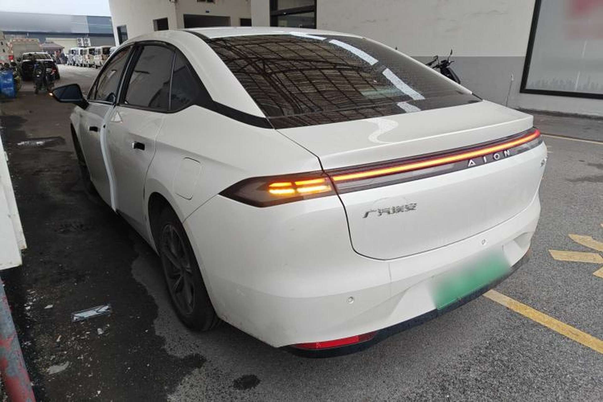 Used AION S MAX 2024 70 Star Edition 54.6 kWh Exterior 2