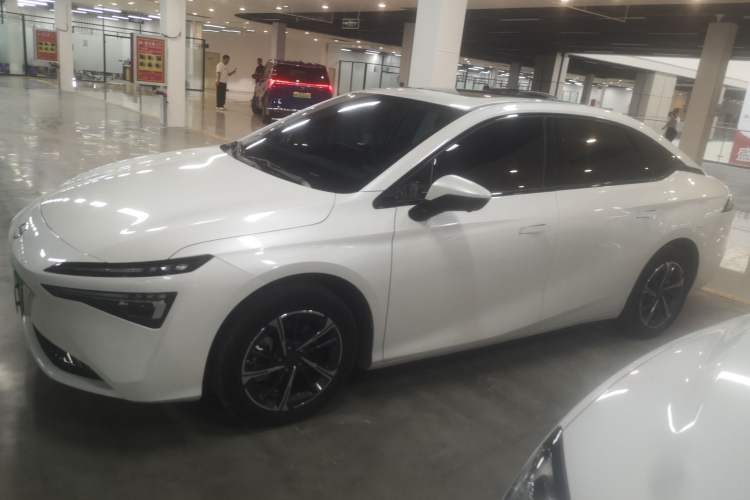 Used AION S MAX 2024 70 Star Edition 54.6 kWh Exterior 3