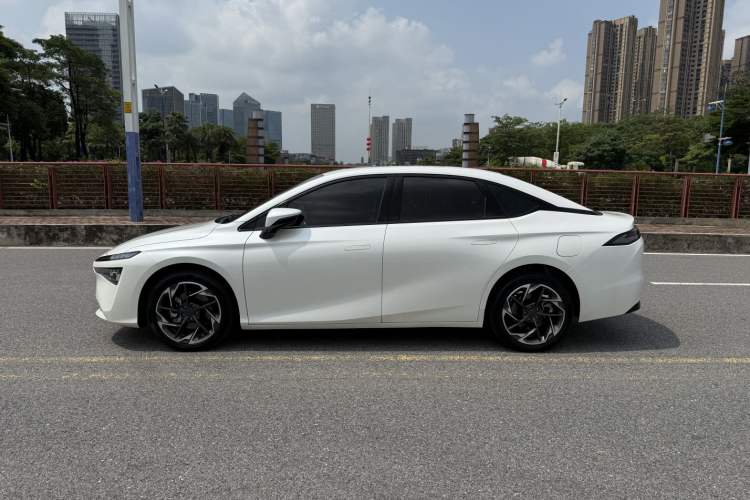 Used AION S MAX 2024 70 Star Edition Exterior 9