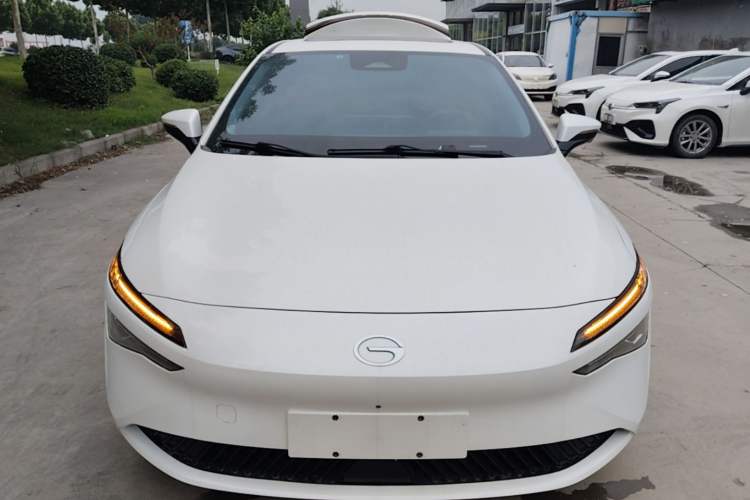 Used AION S MAX 2024 70 Executive Edition Front