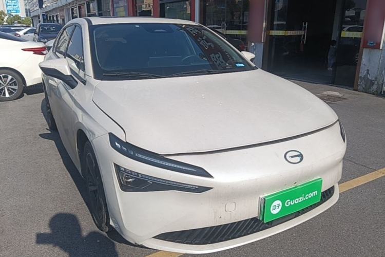 Used AION S MAX 2024 70 Star Edition 54.6 kWh Front Right 45 Deg