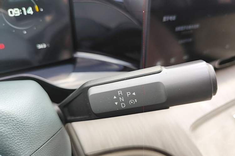 Used AION S MAX 2024 80 Star Edition Ternary Lithium Gear Lever