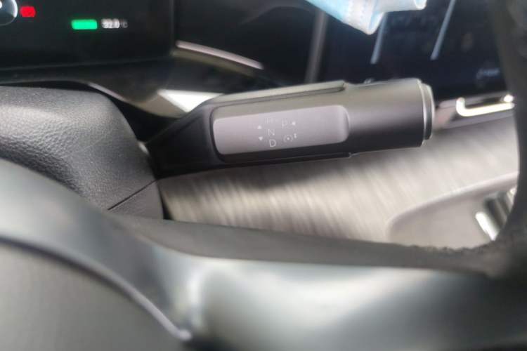 Used AION S MAX 2024 70 Star Edition Gear Lever