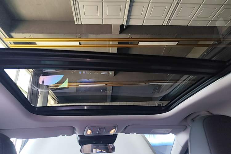 Used AION S MAX 2024 70 Star Edition Headliner