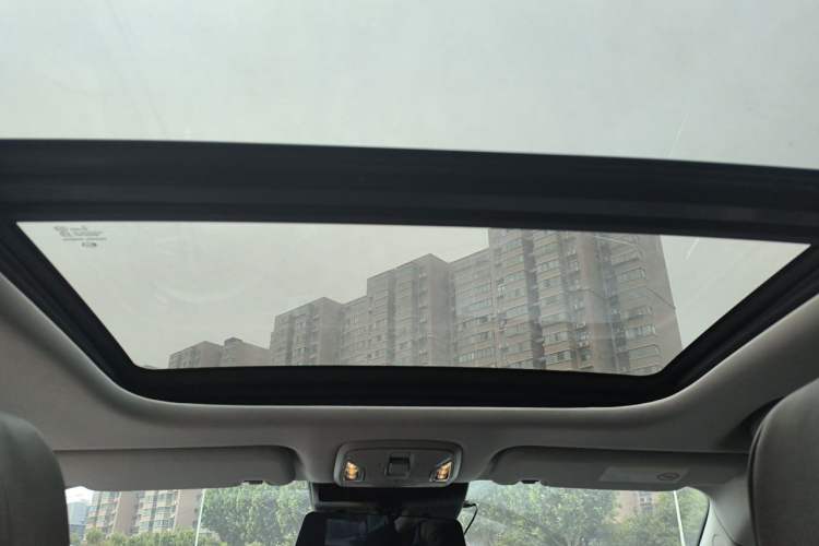 Used AION S MAX 2024 70 Star Edition Headliner