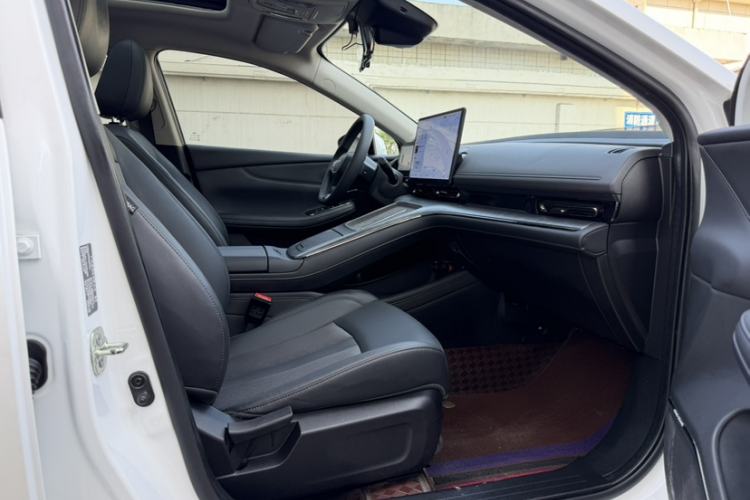 Used AION S MAX 2024 80 Star Edition Ternary Lithium Interior 4