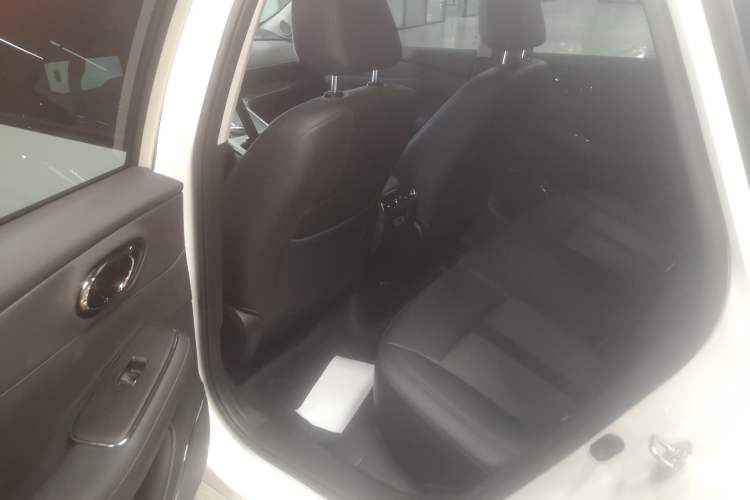 Used AION S MAX 2024 70 Star Edition 54.6 kWh Interior 4