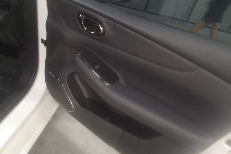 Used AION S MAX 2024 70 Star Edition 54.6 kWh Interior 5