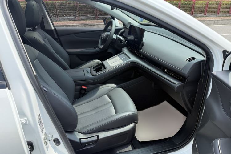 Used AION S MAX 2024 70 Star Edition Interior 7