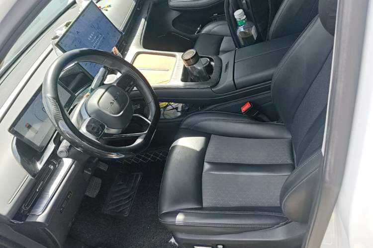 Used AION S MAX 2024 70 Star Edition 54.6 kWh Left Front Seat