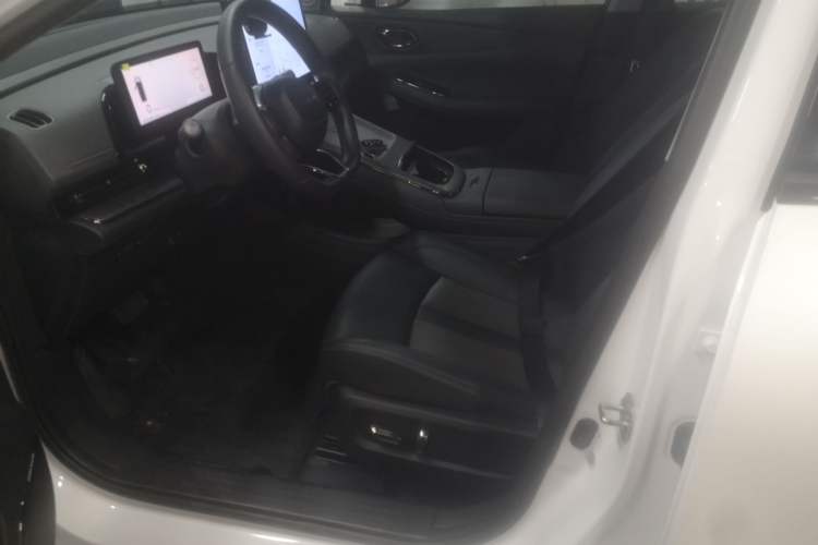 Used AION S MAX 2024 70 Star Edition 54.6 kWh Left Front Seat