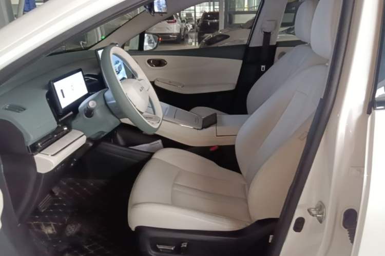 Used AION S MAX 2024 70 Star Edition Left Front Seat