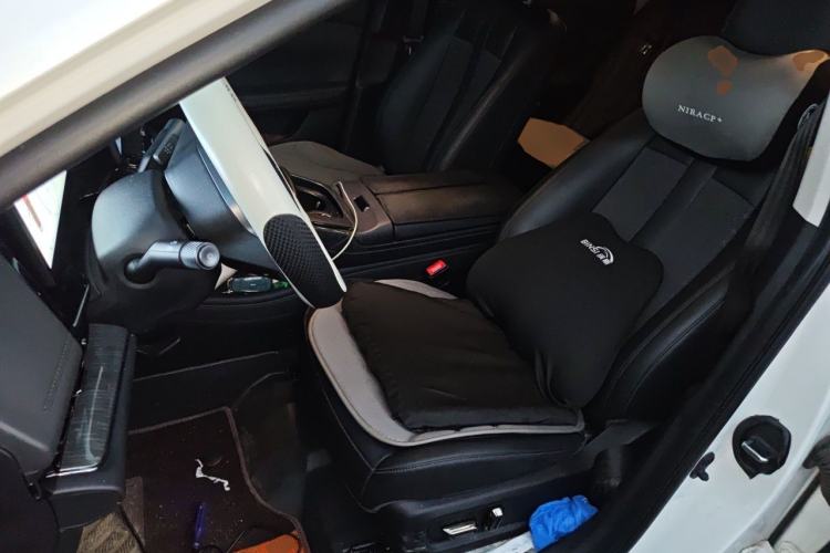 Used AION S MAX 2024 70 Star Edition 54.6 kWh Left Front Seat