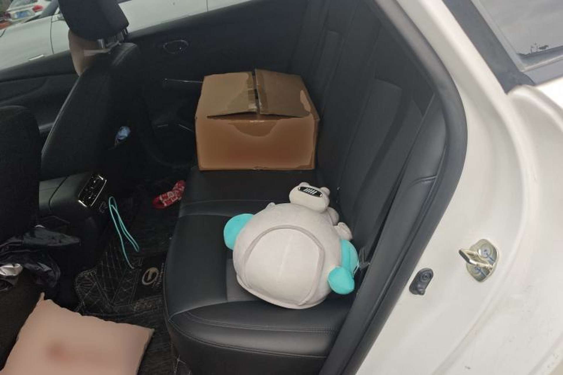 Used AION S MAX 2024 70 Star Edition Left Rear Seat