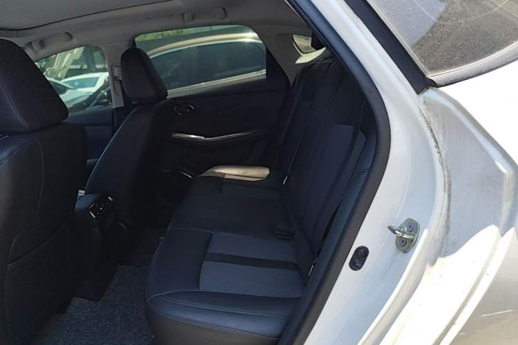Used AION S MAX 2024 70 Star Edition 54.6 kWh Left Rear Seat