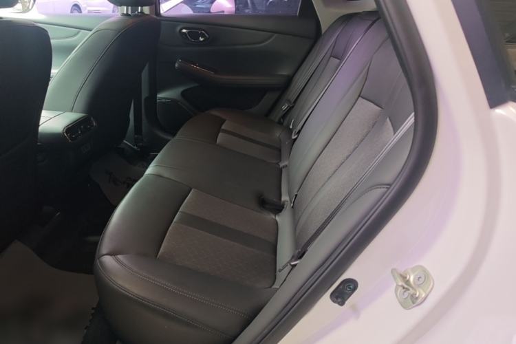 Used AION S MAX 2024 70 Star Edition 54.6 kWh Left Rear Seat