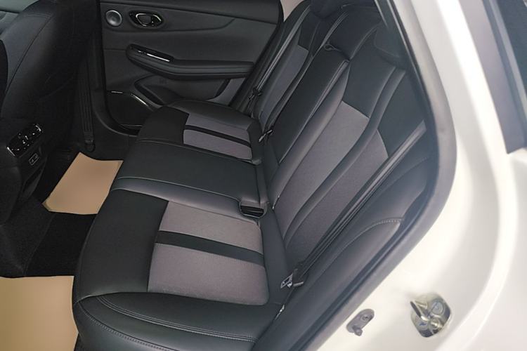Used AION S MAX 2024 70 Star Edition Left Rear Seat