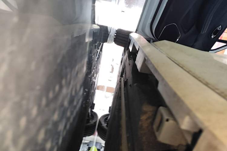 Used AION S MAX 2024 70 Star Edition 54.6 kWh Left Side Sill