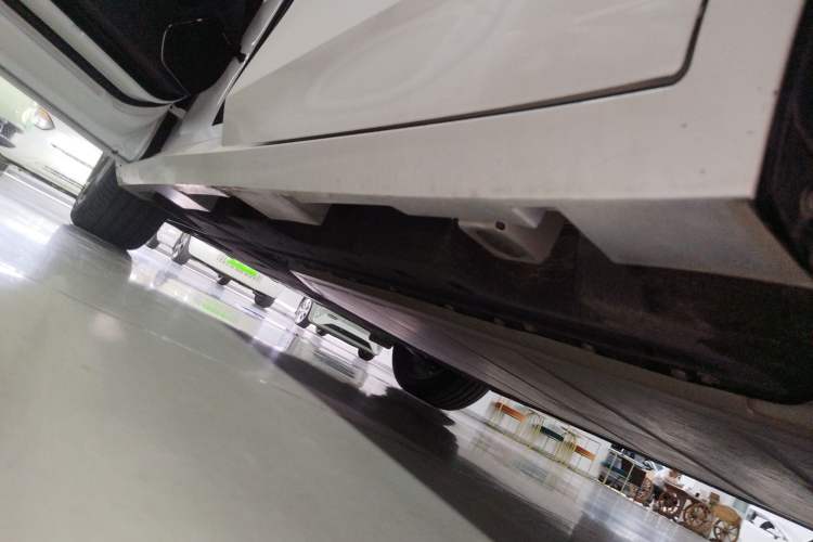 Used AION S MAX 2024 80 Star Edition Ternary Lithium Left Side Sill