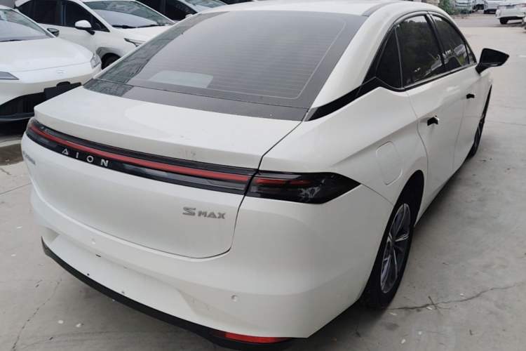 Used AION S MAX 2024 70 Executive Edition Rear Right 45 Deg